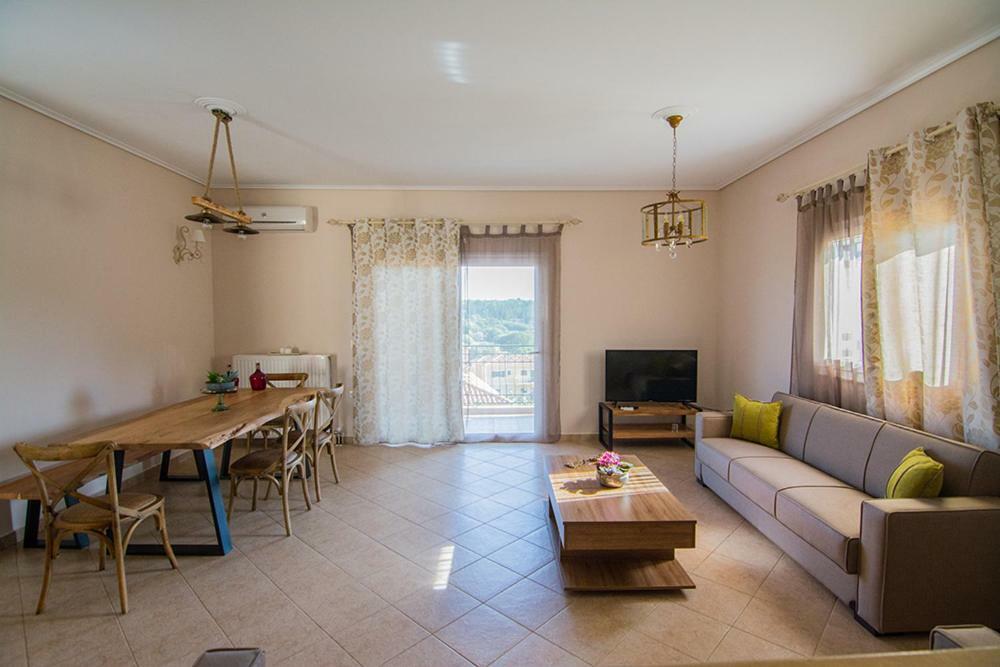St George'S Castle House Villa Peratata ภายนอก รูปภาพ